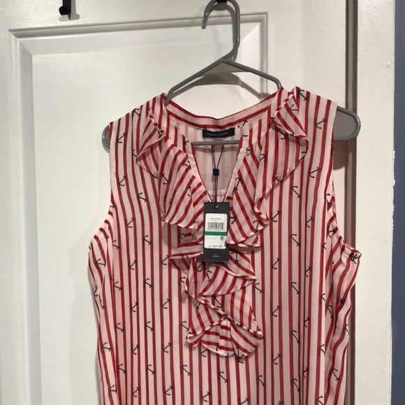 Tommy Hilfiger red white and anchor top - Picture 3 of 3